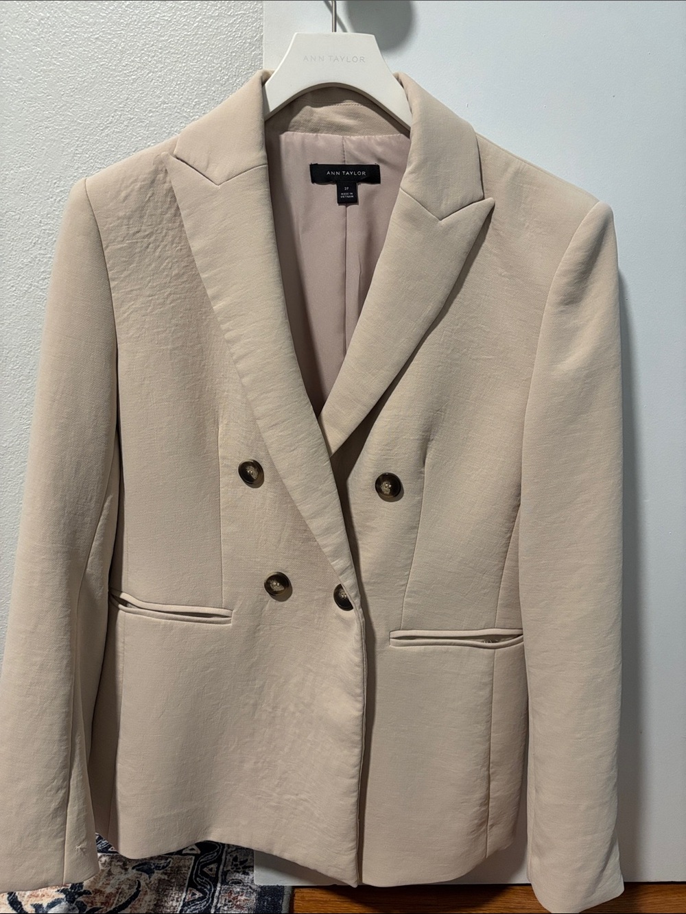 Ann Taylor Women's Beige Double-Breasted Blazer